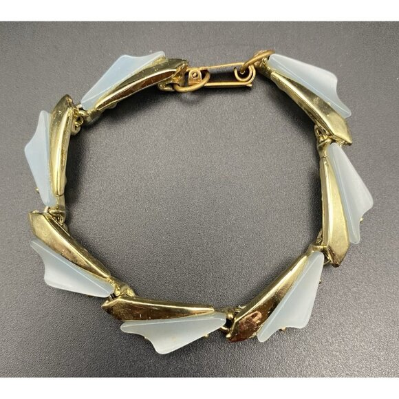 Unbranded Jewelry - Vintage Gold Tone Link Bracelet Frosted Blue Lucite Mid-Century 6.5" Fold Over